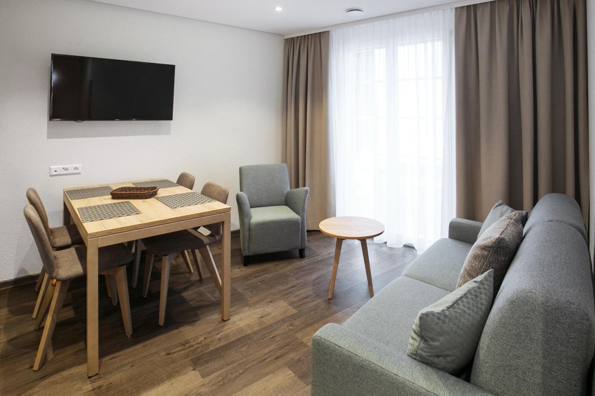 Hotel-Gasthaus Engel Luttingen Лауфенбург Стая снимка