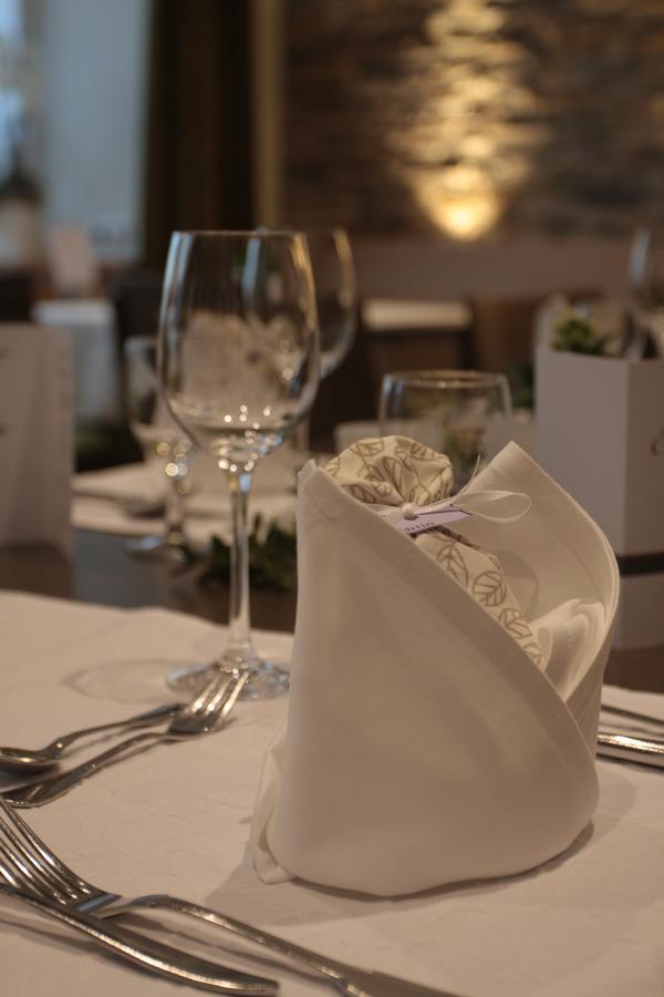 Hotel-Gasthaus Engel Luttingen Лауфенбург Екстериор снимка